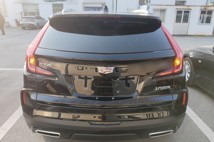 凯迪拉克XT4 2024款 28T 两驱豪华型车身外观6
