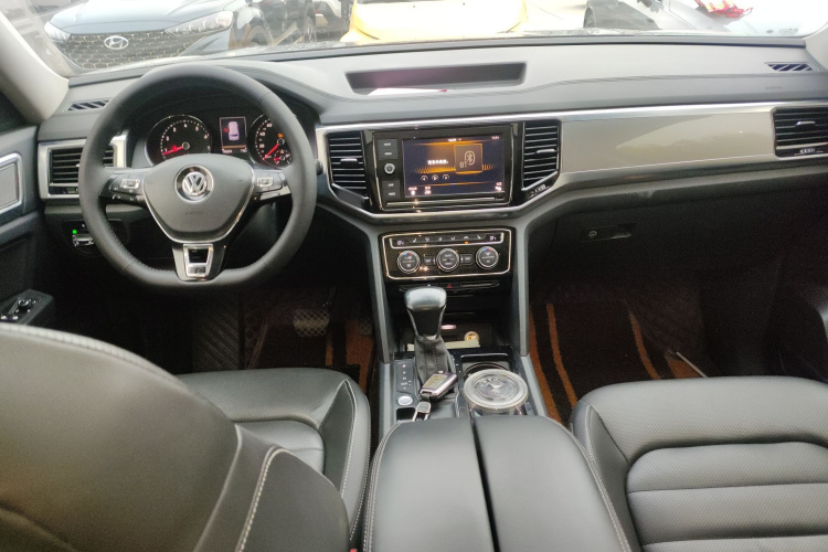 大众 途昂 2019款 330TSI 两驱豪华版 国VI中控内饰12
