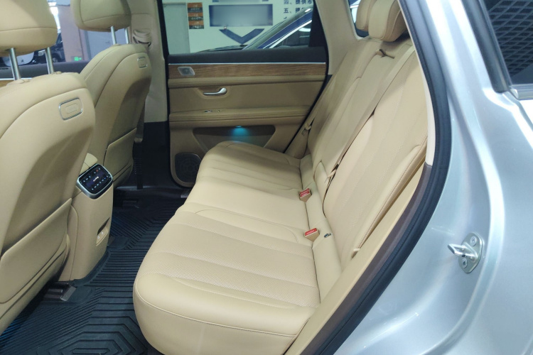 鸿蒙智行 问界M7 2024款 1.5T 后驱Plus版 5座中控内饰21