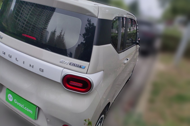 五菱汽车 宏光MINIEV 2024款 第三代 215km 青春版车身外观6005