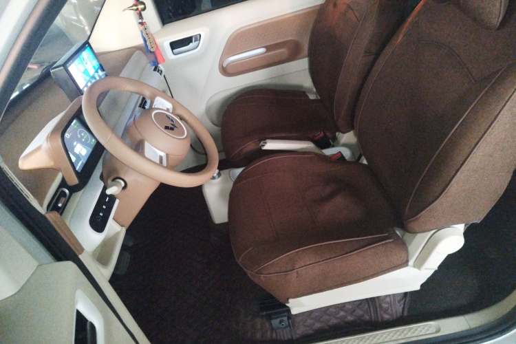 五菱汽车 宏光MINIEV 2024款 第三代 215km 青春版中控内饰19