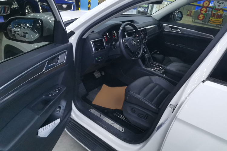 大众 途昂 2019款 380TSI 四驱豪华版 国V中控内饰7003