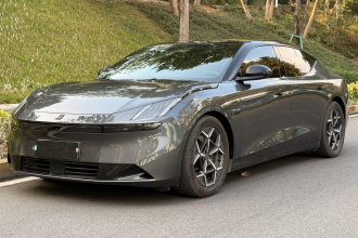 领克Z10 2024款 95kWh 766km后驱Max