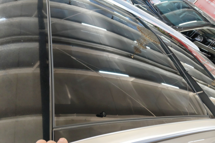 奔驰GLC 2019款 GLC 260 L 4MATIC 豪华型局部细节57