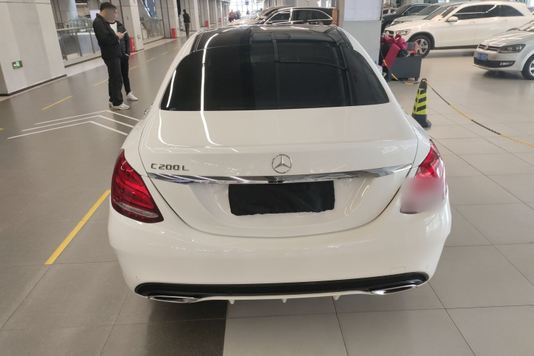 奔驰C级 2018款 C 200 L 运动版车身外观6