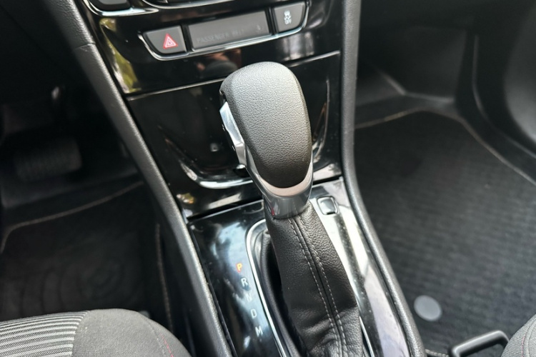 别克 昂科拉 2017款 18T 自动两驱都市领先型局部细节18