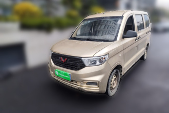 五菱汽车 五菱宏光V 2022款 1.5L劲取版液压助力LAR