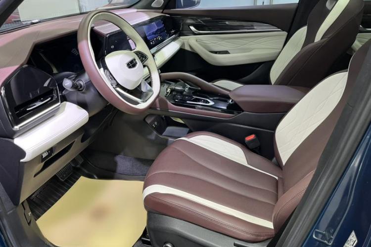 吉利汽车 星越L 2023款 2.0TD 高功自动两驱旗舰型中控内饰7005