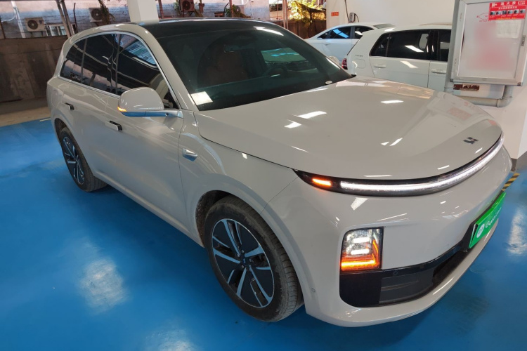 理想汽车 理想L6 2024款 Pro车身外观3