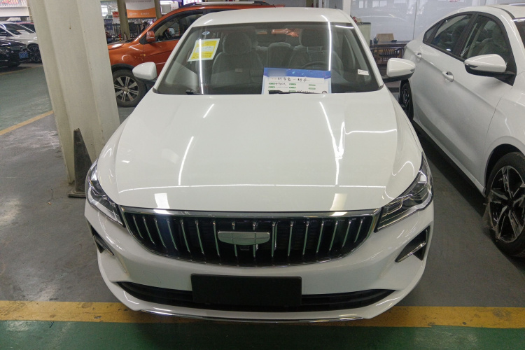 吉利汽车 帝豪 2025款 第4代 1.5L 手动星耀版车身外观6001
