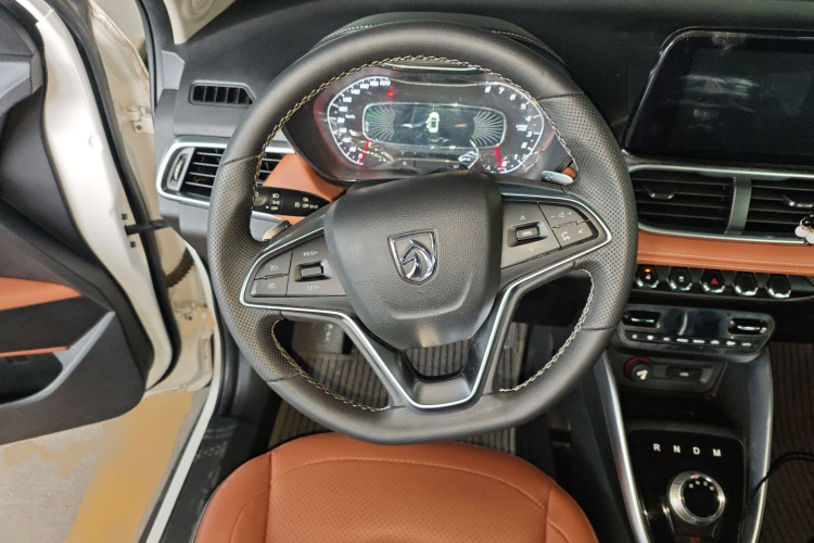 宝骏510 2017款 1.5L 自动豪华型中控内饰13