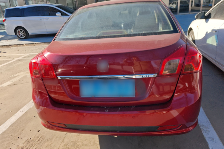 别克 凯越 2013款 1.5L 手动经典型车身外观6