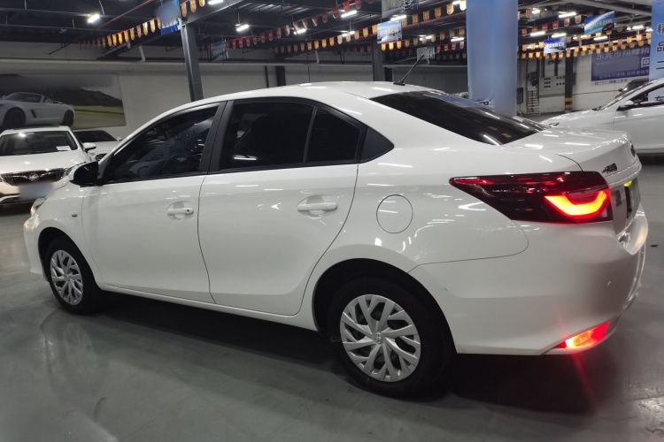 丰田 威驰 2021款 1.5L CVT创行版车身外观6003