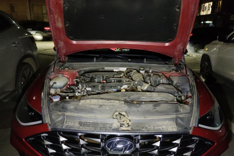 现代 索纳塔 2020款 270TGDi DCT GL领先版局部细节24