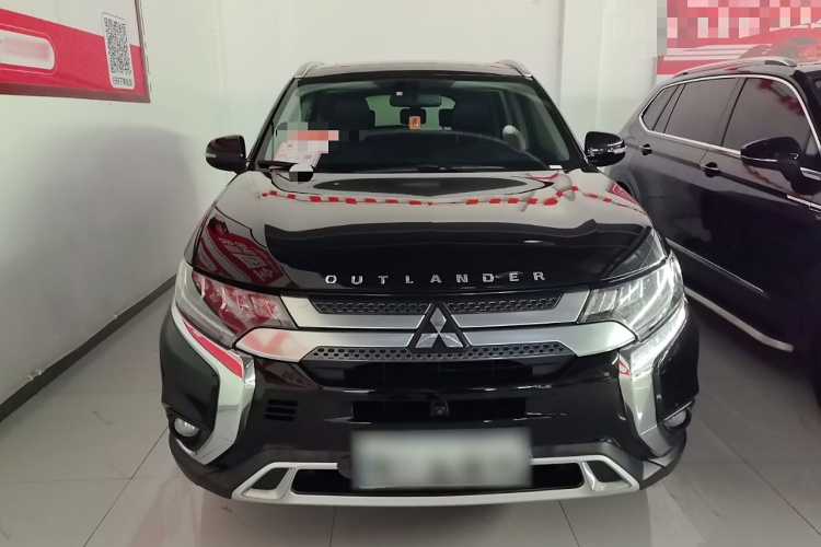 三菱 欧蓝德 2019款 2.4L 四驱致享版 5座 国VI车身外观6001