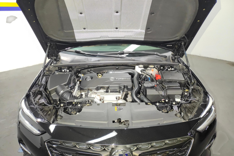 别克 君威 2023款 552T 智享型机舱底盘24