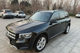 奔驰GLB 2023款 GLB 200 动感型