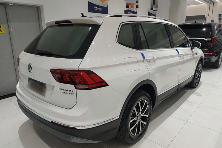 大众 途观L 2018款 330TSI 自动两驱豪华版车身外观7