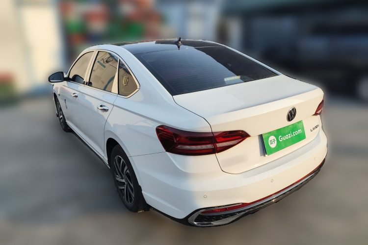 大众 朗逸 2024款 1.5L 自动星空五百万版车身外观5