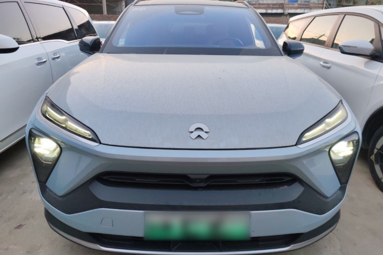 蔚来ES6 2020款 420KM 运动版车身外观2