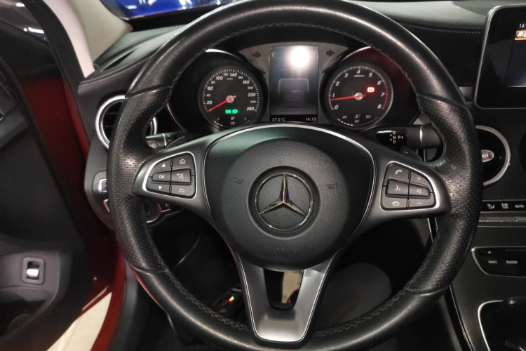 奔驰C级 2018款 C 200 L 运动版局部细节13