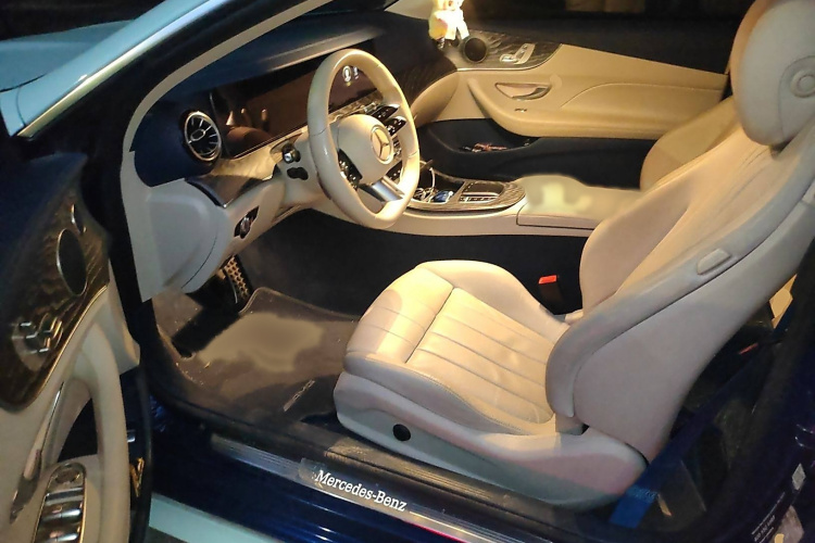 奔驰E级(进口) 2021款 E 260 轿跑车中控内饰7003