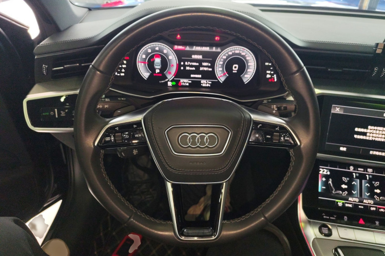 奥迪A6L 2023款 改款 45 TFSI 臻选动感型局部细节13