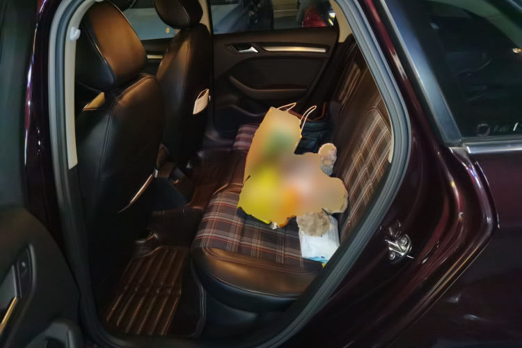 奥迪A3 2016款 Sportback 35 TFSI 领英型中控内饰21