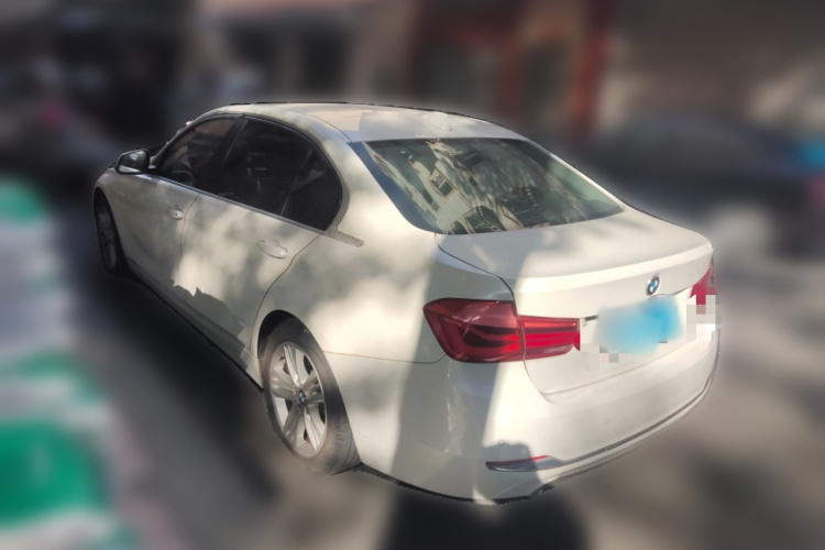 宝马3系 2016款 320Li 进取型车身外观6003