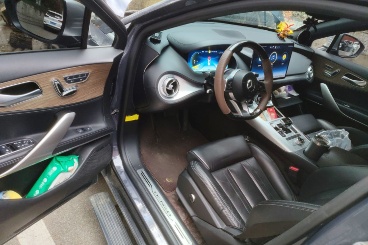 腾势X 2020款 PHEV旗舰版中控内饰20