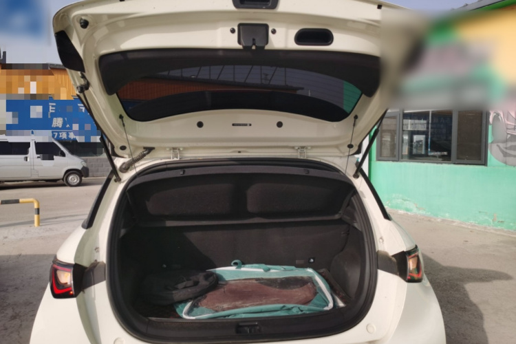 比亚迪 海豚 2025款 420km 活力版机舱底盘23