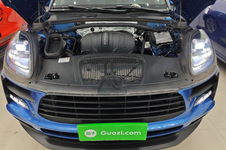 保时捷 2018款 Macan 2.0T机舱底盘24