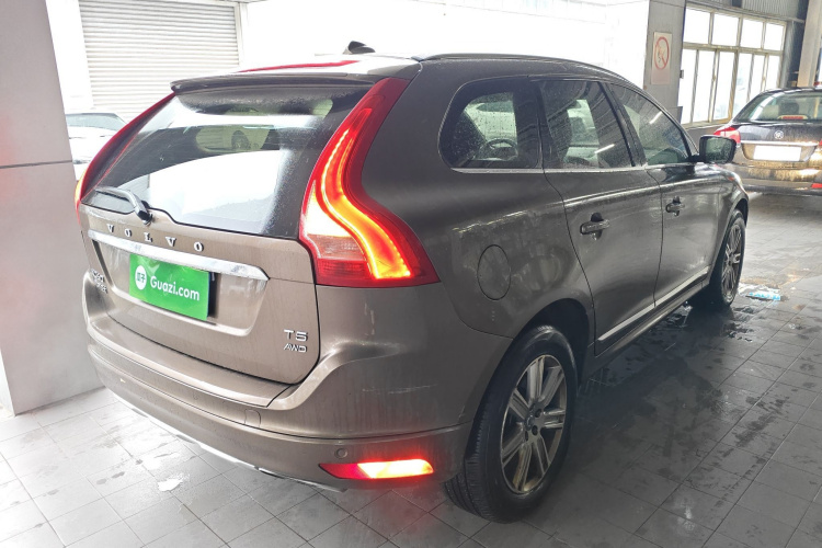 沃尔沃XC60 2016款 T5 AWD 智远版车身外观6005