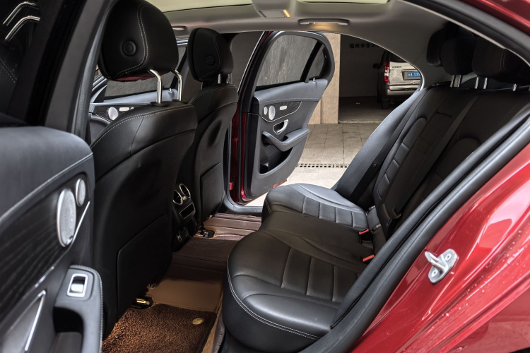 奔驰C级 2021款 C 260 L 运动星耀臻藏版中控内饰7001