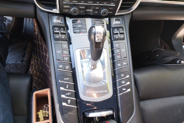 保时捷 2016款 Panamera Edition 3.0T局部细节18