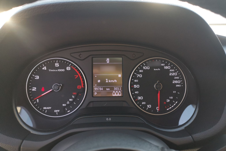 奥迪Q2L 2021款 35 TFSI 进取动感型局部细节14