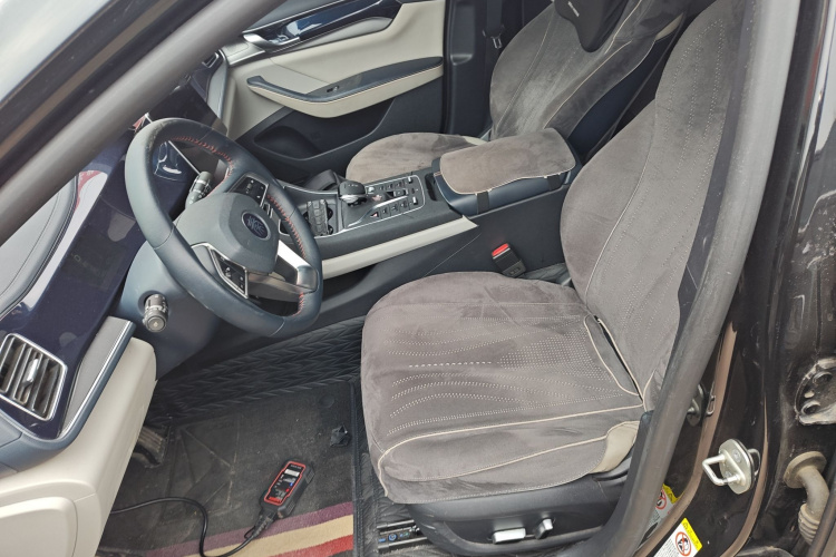 比亚迪 秦PLUS 2021款 DM-i 55KM 旗舰型局部细节19