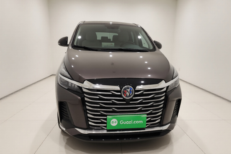 别克GL8 2023款 陆上公务舱 智享型车身外观2