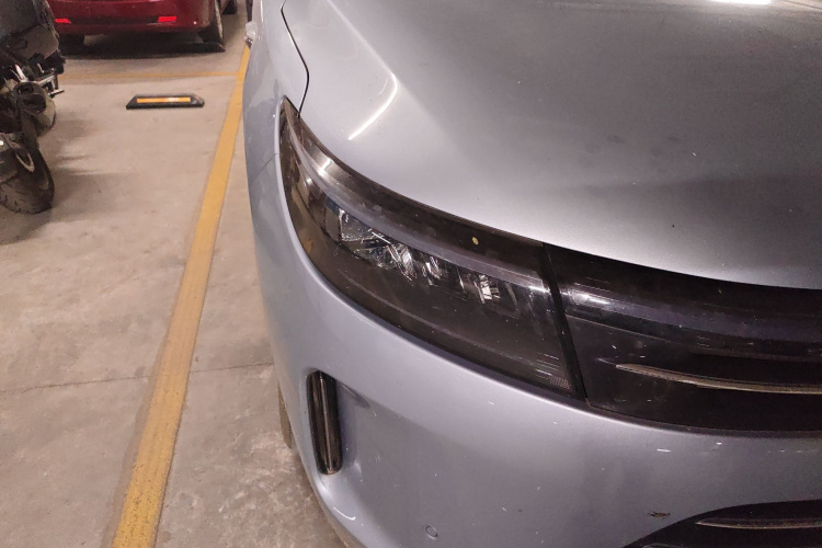 鸿蒙智行 问界M7 2024款 1.5T 智驾四驱Max版 5座车身外观8