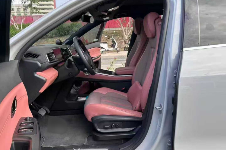 蔚来EC6 2020款 615KM 性能版中控内饰7003