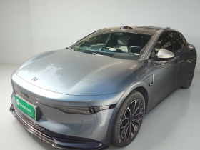 极氪007 2024款 后驱智驾版 75kWh