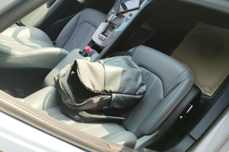 广汽传祺 2024款 270T DCT 影豹R-Style版局部细节41