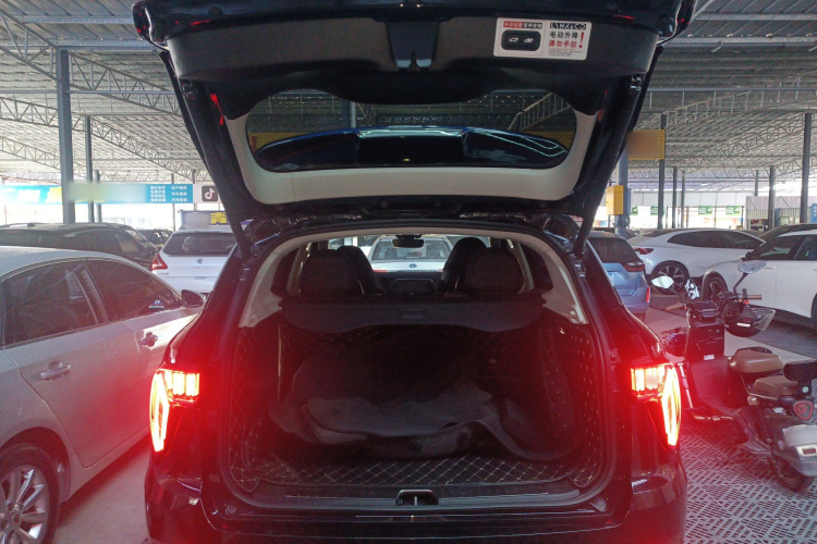 领克01 2019款 2.0T 两驱型Pro版 国VI局部细节23