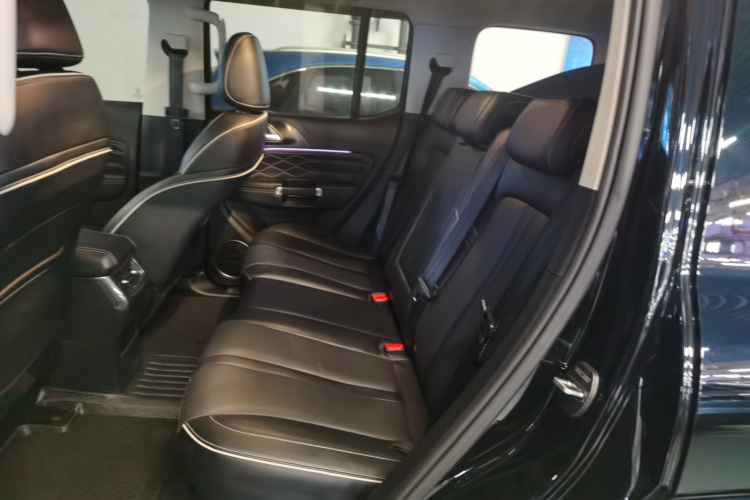 坦克300 2023款 城市版 2.0T 很有型中控内饰21