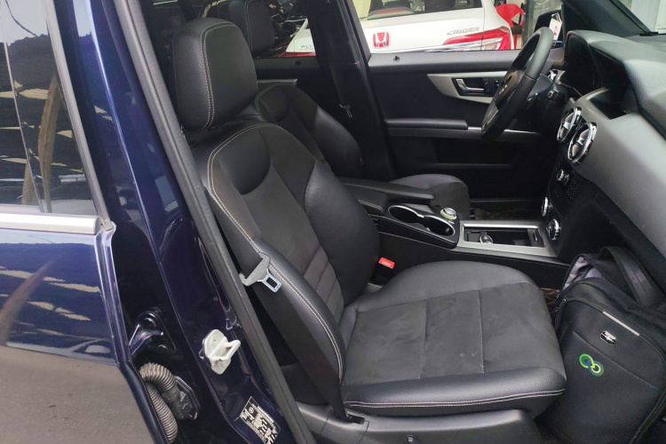 奔驰GLK级 2015款 GLK 260 4MATIC 动感型 极致版中控内饰41
