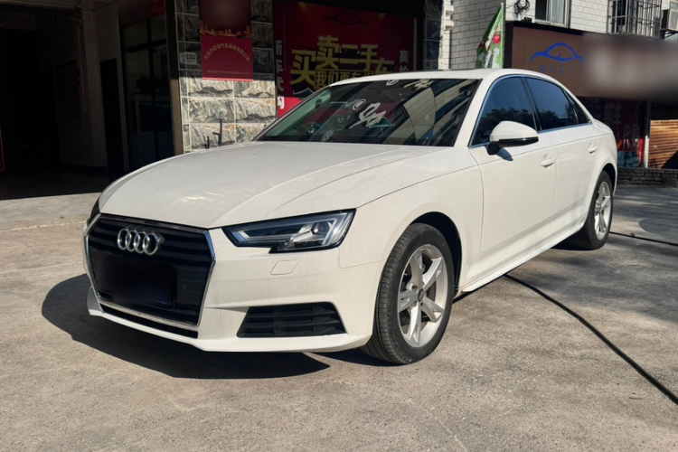 奥迪A4L 2017款 40 TFSI 时尚型车身外观1