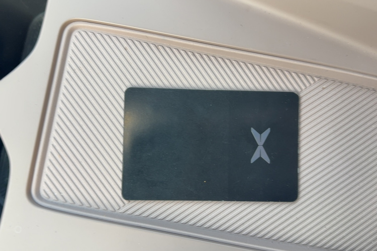 小鹏MONA M03 2025款 600 超长续航 Max中控内饰7005