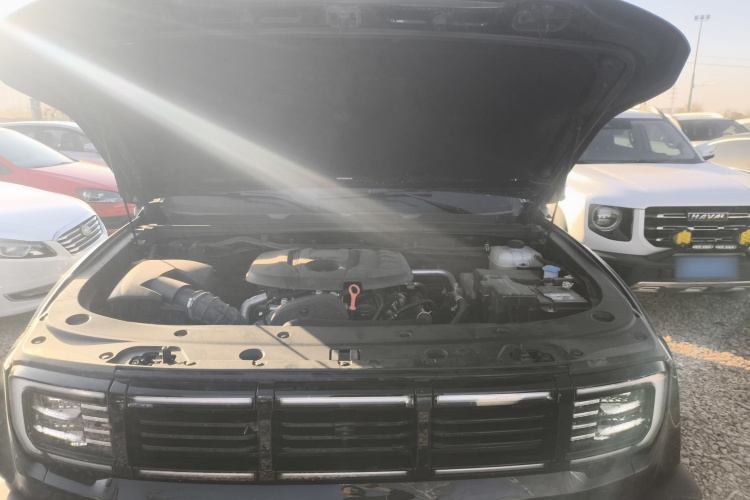 北京BJ40 2024款 2.0T 全新城市猎人版 侠客型机舱底盘24