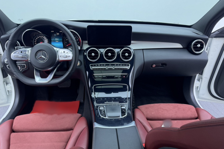 奔驰C级 2019款 C 260 运动版中控内饰7006