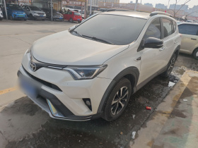丰田 RAV4荣放 2018款 2.0L CVT两驱风尚X版